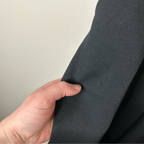 Aritzia Wilfred Ecoulement Jumpsuit Tie waist V-neck Wide flare leg Black Size 2 - Picture 11 of 15